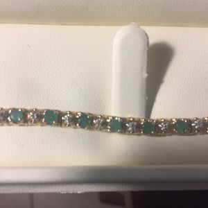 10K YG Emerald & Small Diamond Bracelet 7”  6 Gram